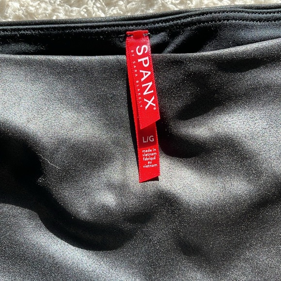 Spanx Moto Legging - Picture 2 of 3